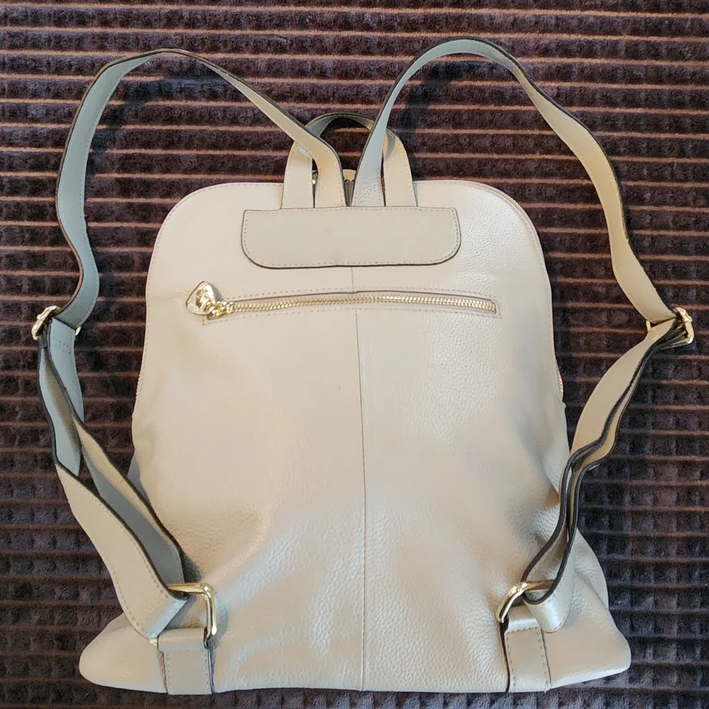 Bostanten Quilted Gray Leather Backpack